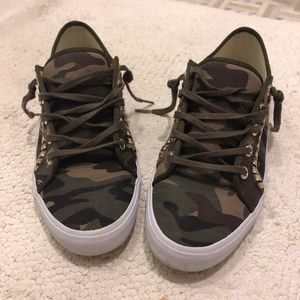 Jack Rodgers Carter Camo Sneakers